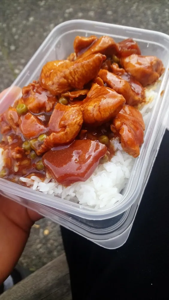 Poulet Mariné Ananas Et Riz Blanc Collant